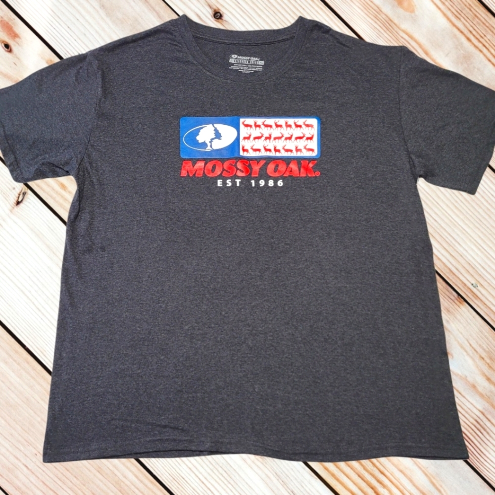 Men's Mossy Oak T-Shirt NWOT